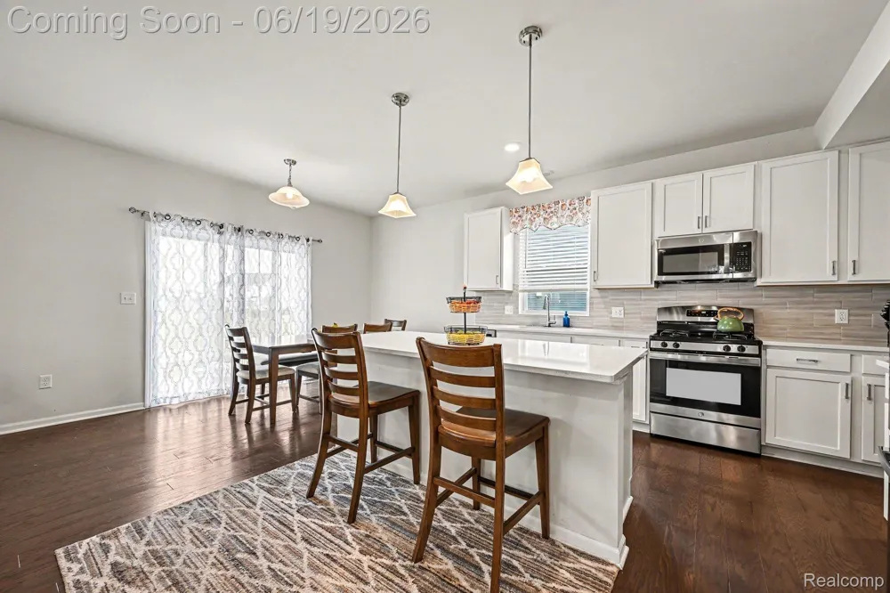 2751 Salt Springs Drive Saline Township, MI 48176