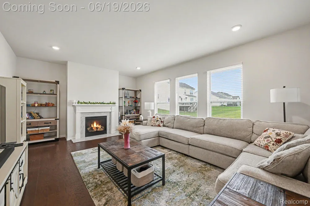 2751 Salt Springs Drive Saline Township, MI 48176