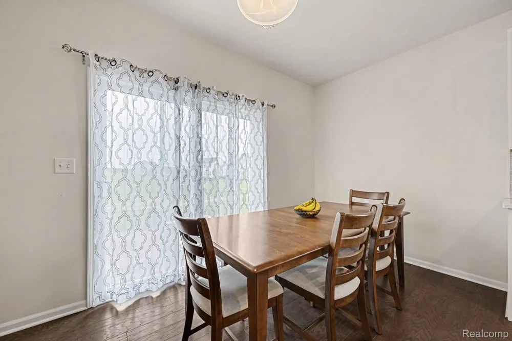 2751 Salt Springs Drive Saline Township, MI 48176