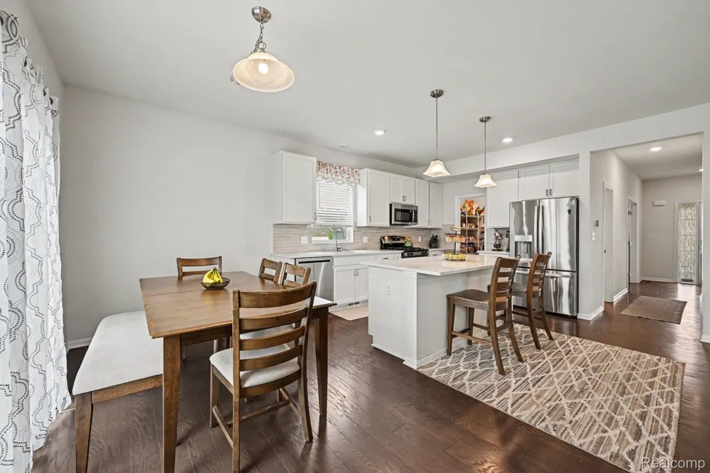 2751 Salt Springs Drive Saline Township, MI 48176