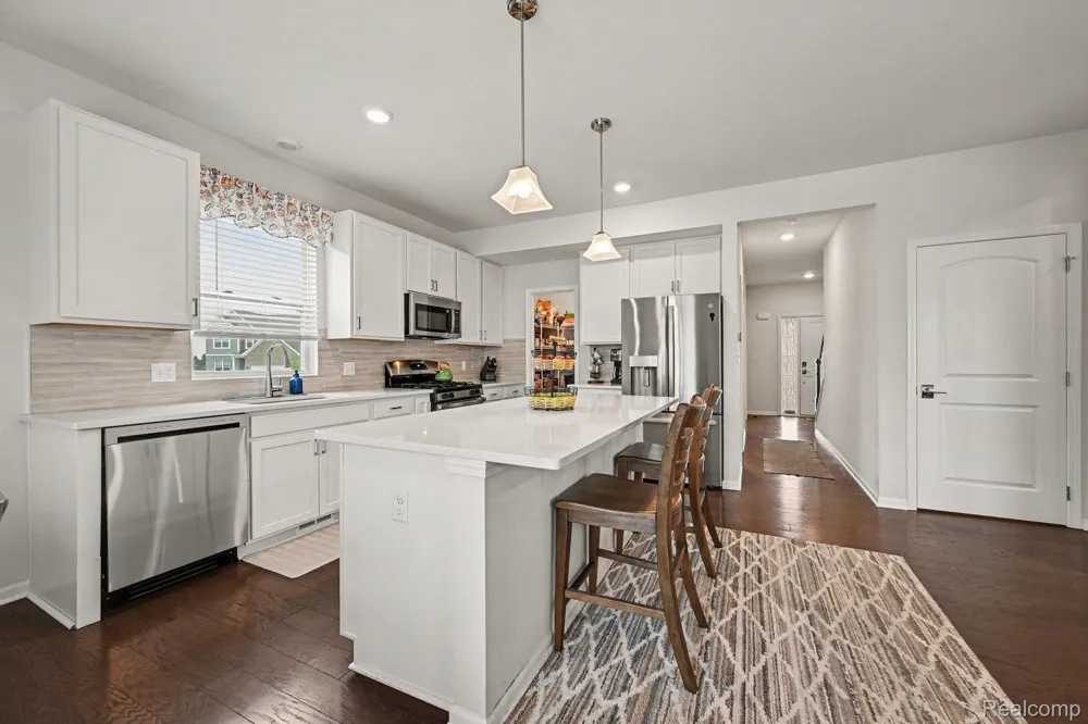 2751 Salt Springs Drive Saline Township, MI 48176