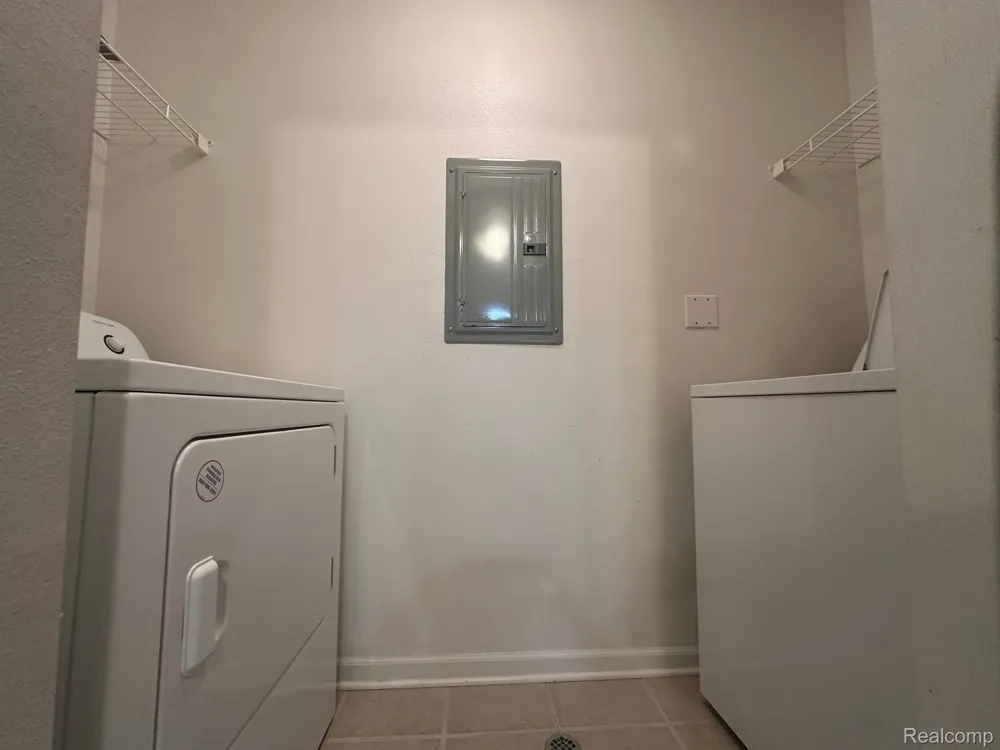 12101 PINEHURST LANE Grand Blanc Charter Township, MI 48439