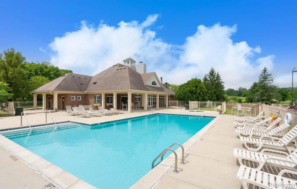 12101 PINEHURST LANE Grand Blanc Charter Township, MI 48439