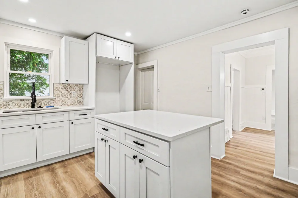 319 N Rowe Street Ludington City, MI 49431