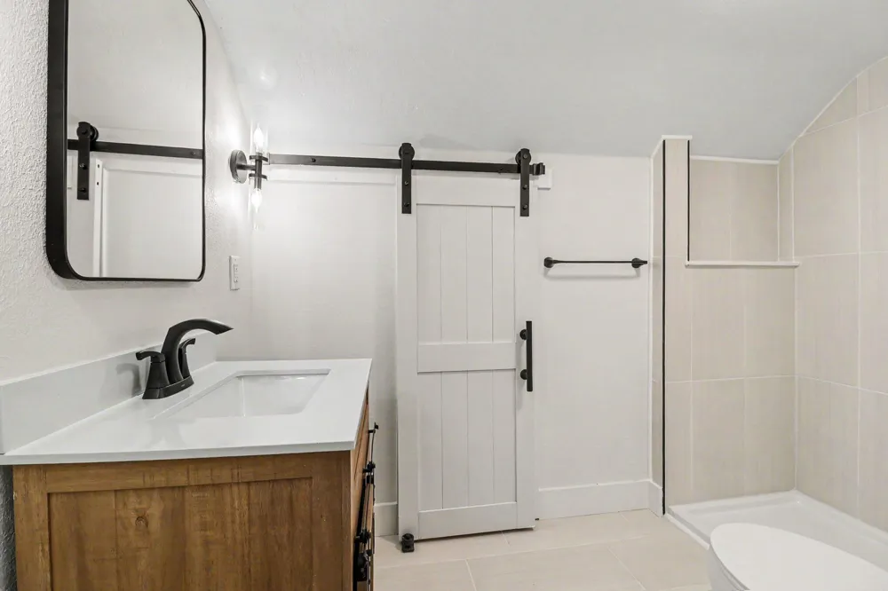 319 N Rowe Street Ludington City, MI 49431