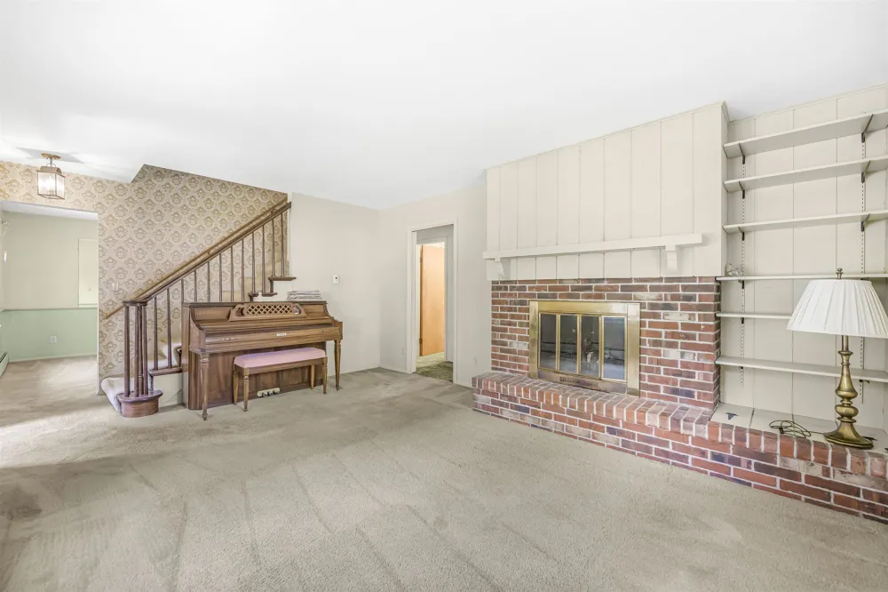 424 Crestview Place Cadillac City, MI 49601