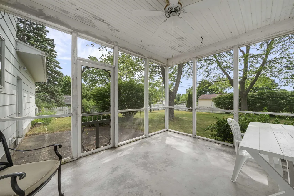 424 Crestview Place Cadillac City, MI 49601