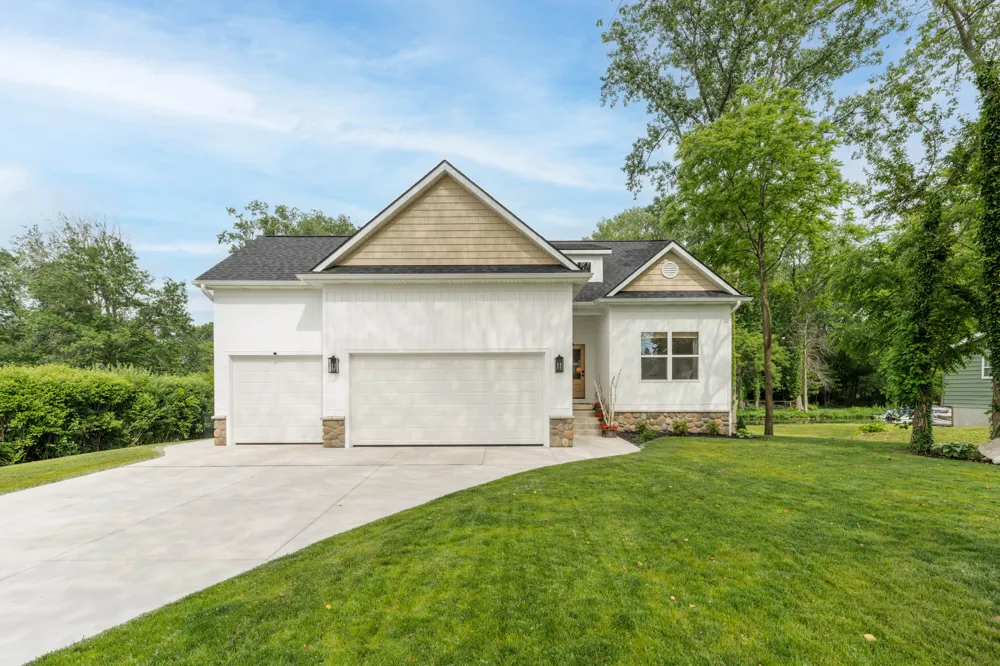 1464 Canal Street Schoolcraft Township, MI 49002