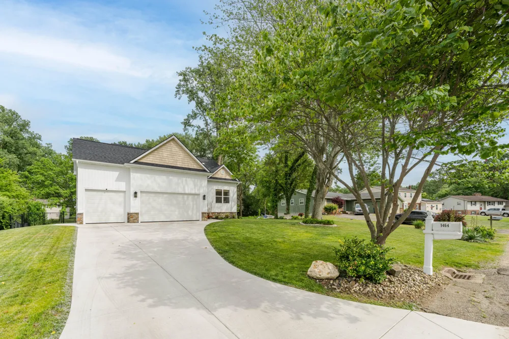 1464 Canal Street Schoolcraft Township, MI 49002
