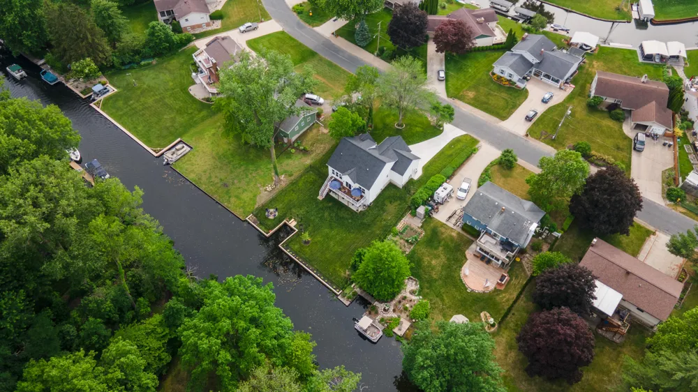 1464 Canal Street Schoolcraft Township, MI 49002