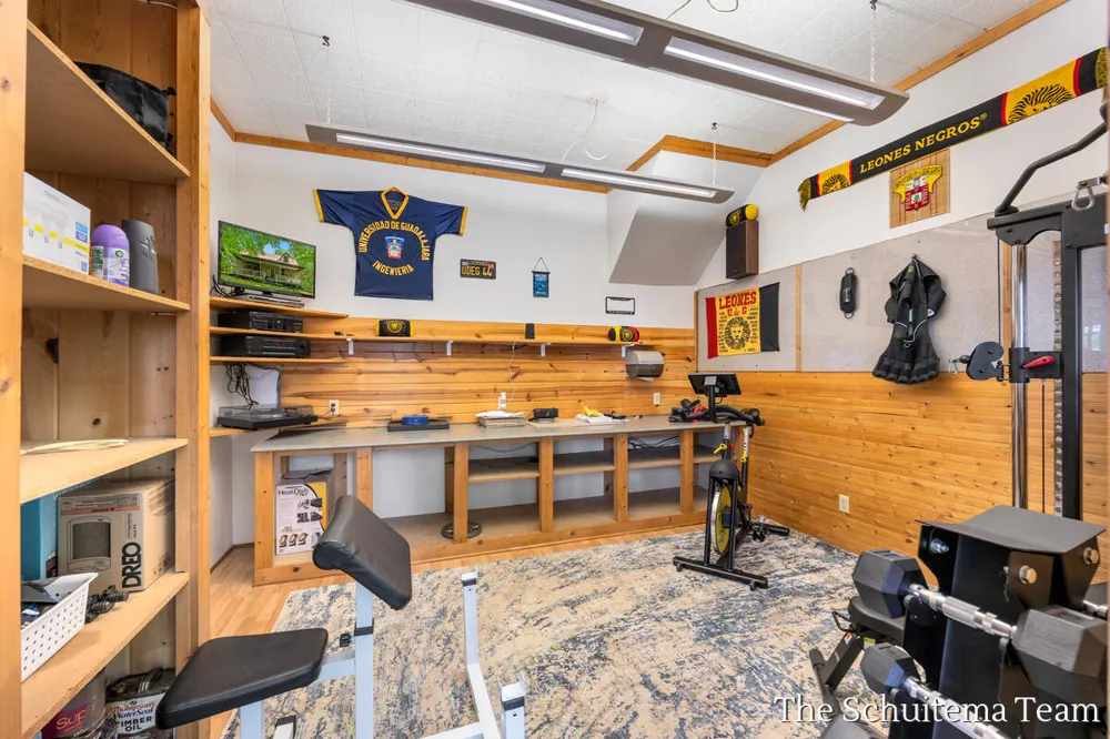 10155 Rogue Pond Drive NE Algoma Township, MI 49341