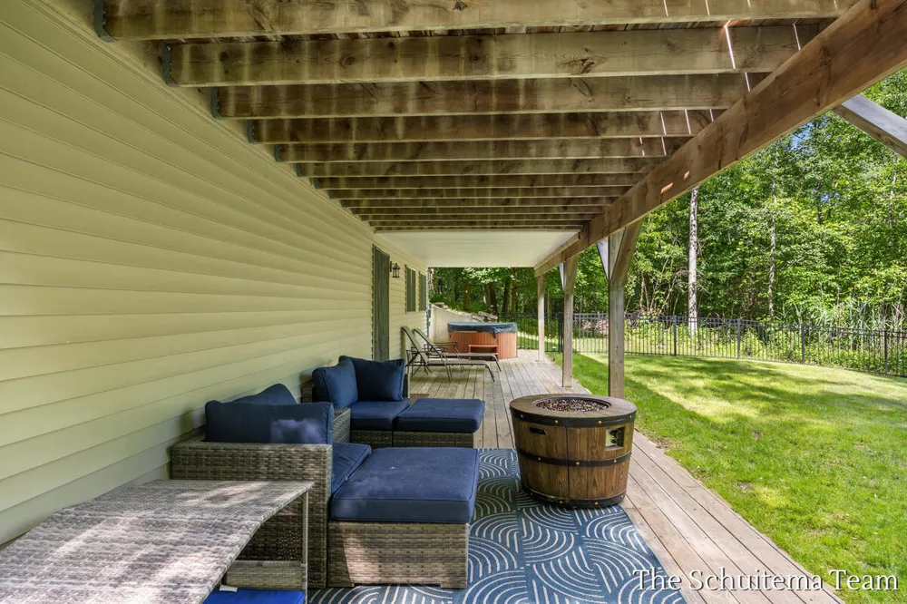 10155 Rogue Pond Drive NE Algoma Township, MI 49341