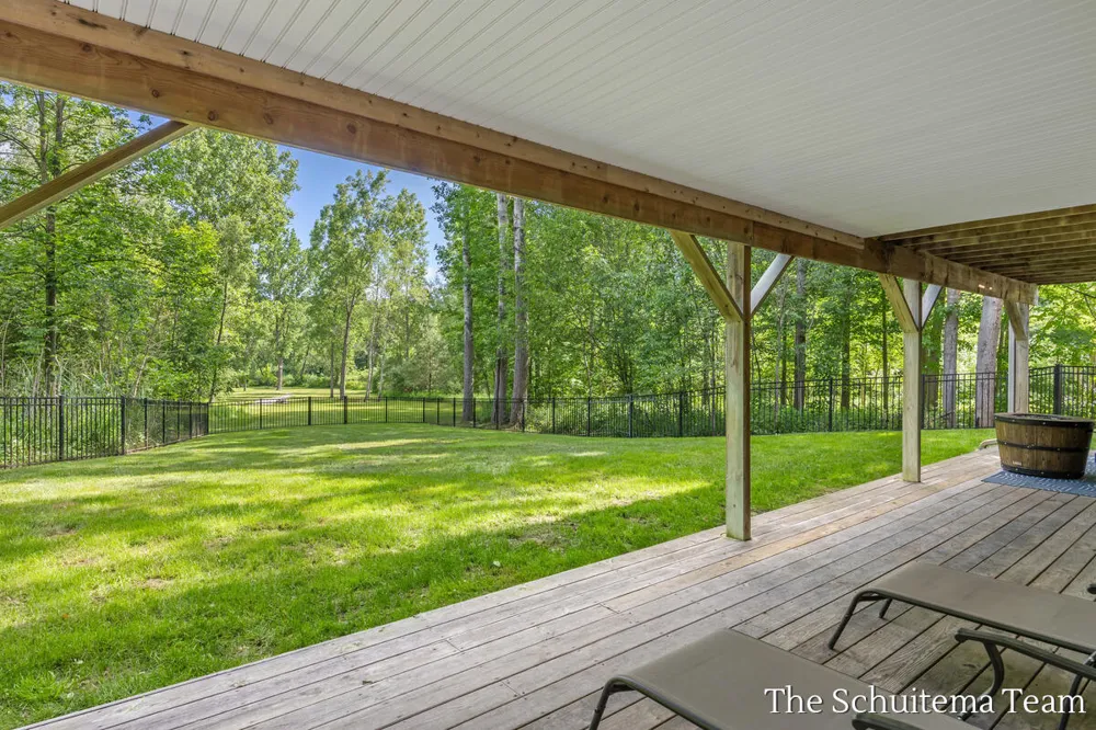 10155 Rogue Pond Drive NE Algoma Township, MI 49341
