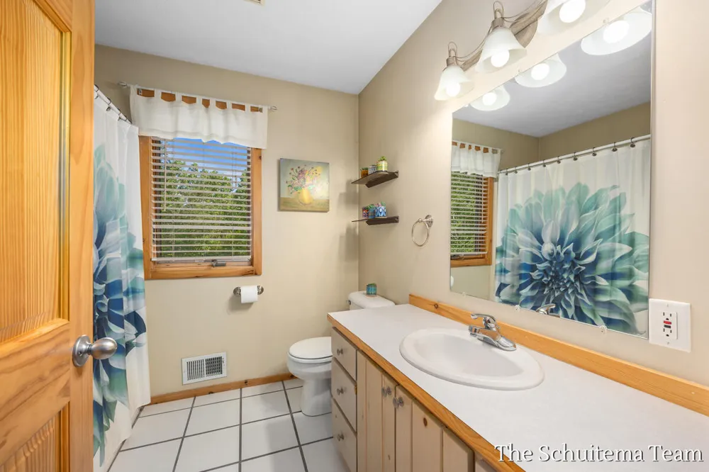 10155 Rogue Pond Drive NE Algoma Township, MI 49341