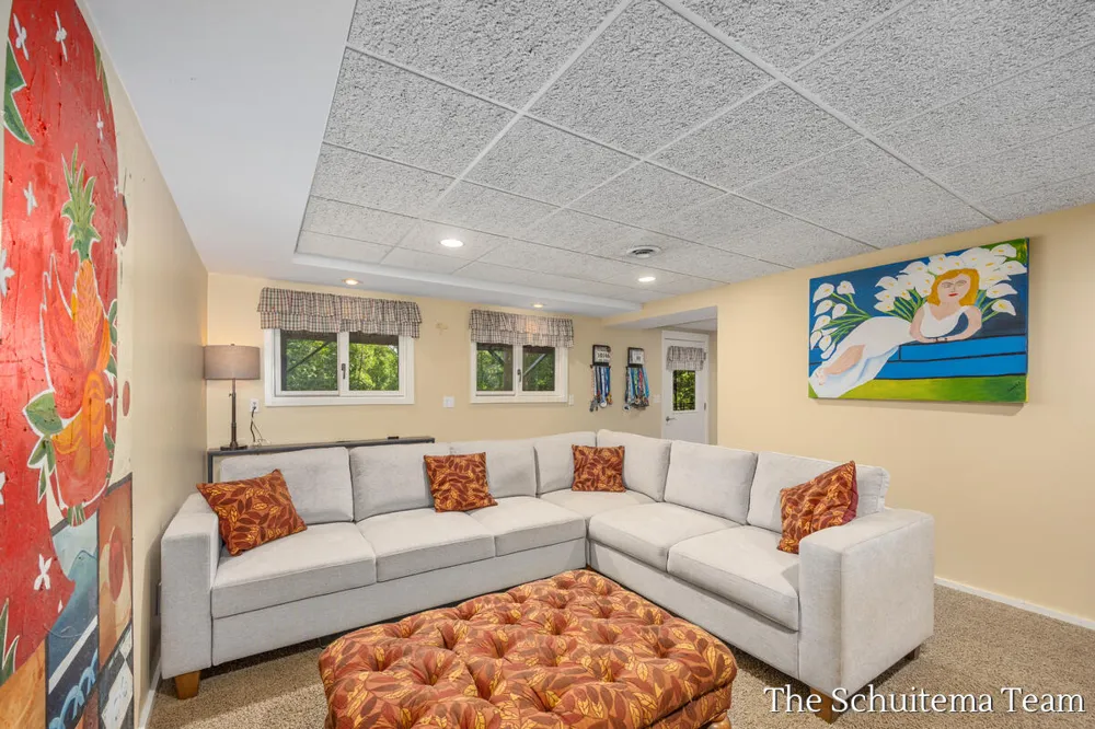 10155 Rogue Pond Drive NE Algoma Township, MI 49341