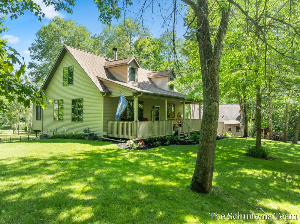 10155 Rogue Pond Drive NE Algoma Township, MI 49341