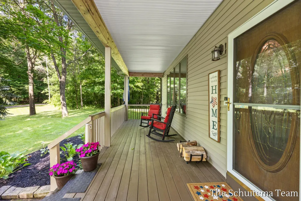 10155 Rogue Pond Drive NE Algoma Township, MI 49341
