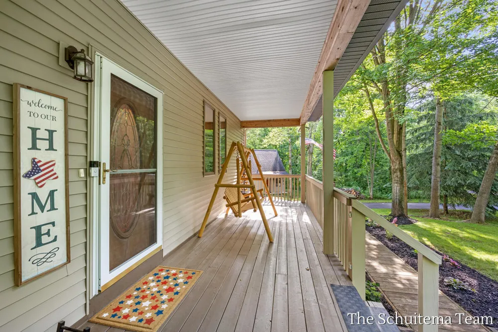 10155 Rogue Pond Drive NE Algoma Township, MI 49341