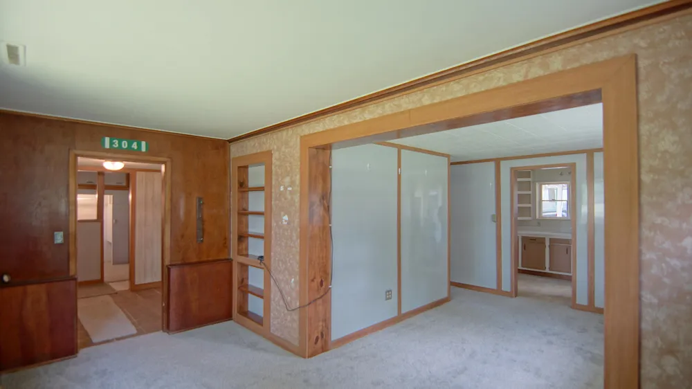 113 W 5th Street Buchanan City, MI 49107
