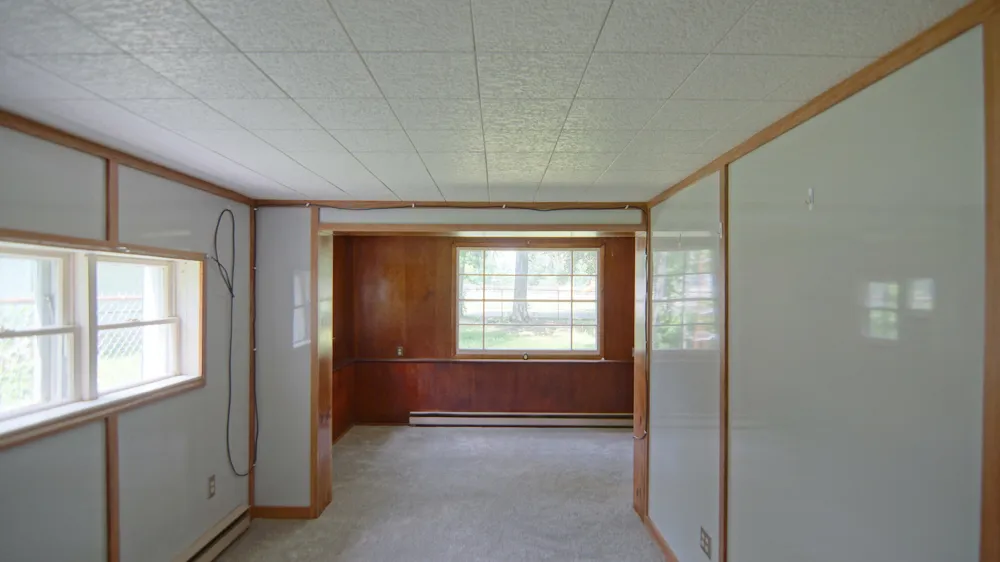 113 W 5th Street Buchanan City, MI 49107