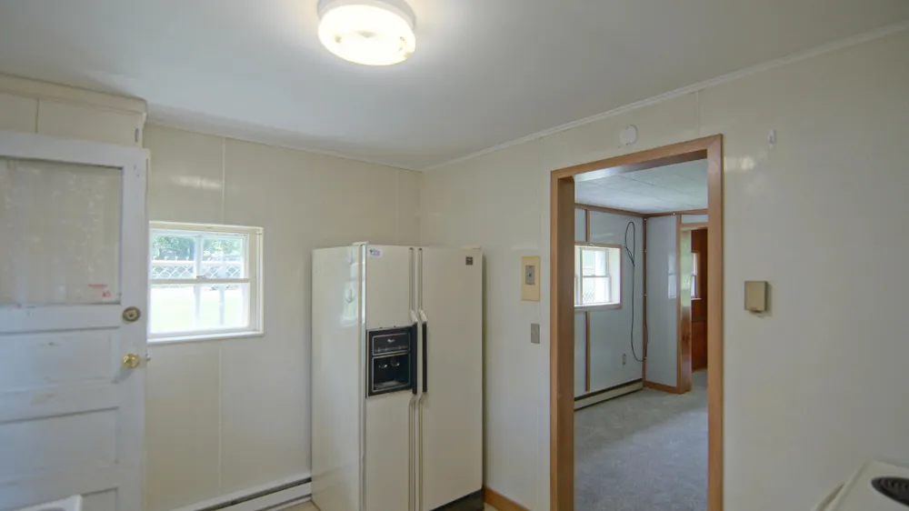 113 W 5th Street Buchanan City, MI 49107