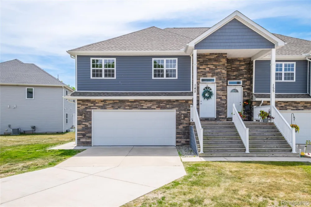 145 Whispering Pines Drive Fenton City, MI 48430