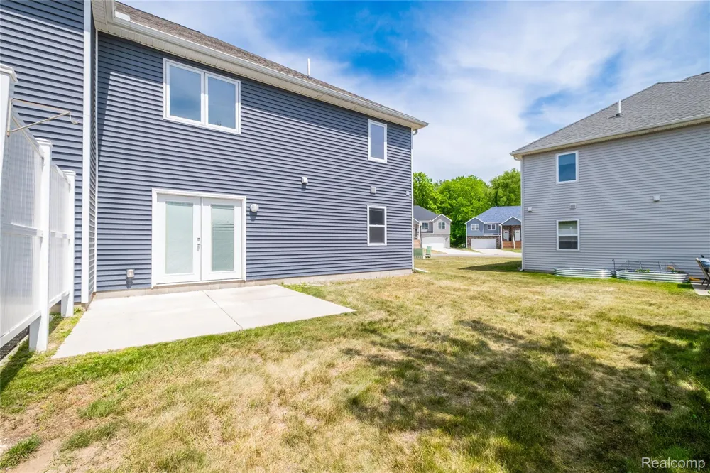 145 Whispering Pines Drive Fenton City, MI 48430