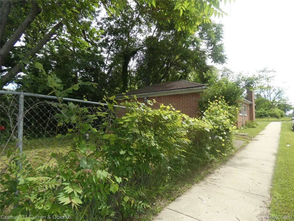 15401 Greydale Street Detroit City, MI 48223