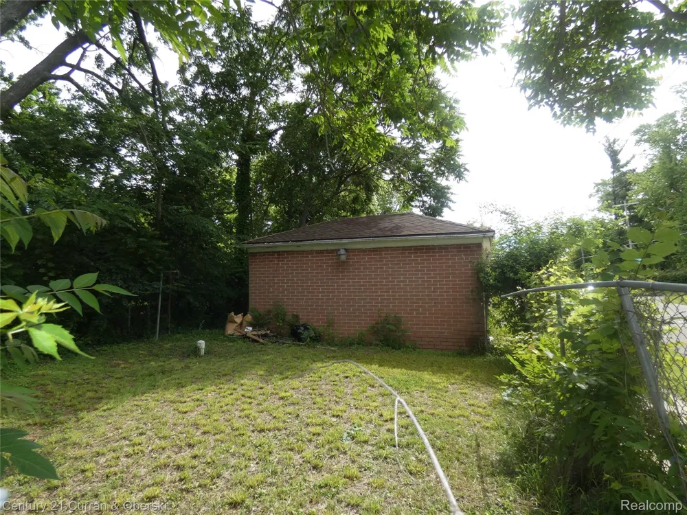 15401 Greydale Street Detroit City, MI 48223