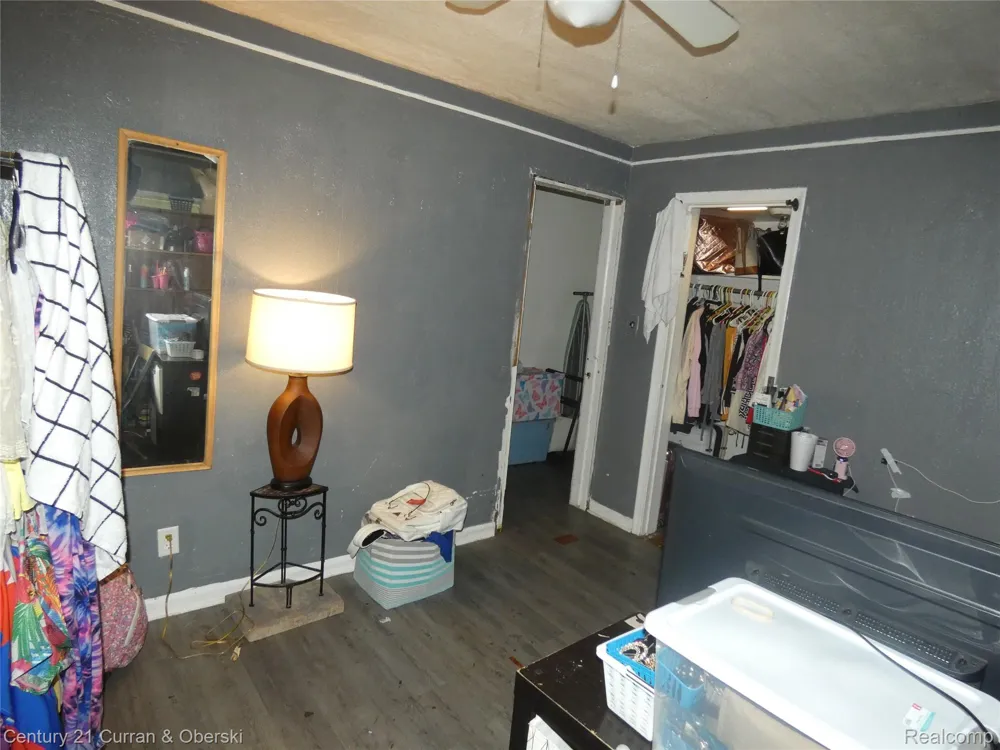 15401 Greydale Street Detroit City, MI 48223