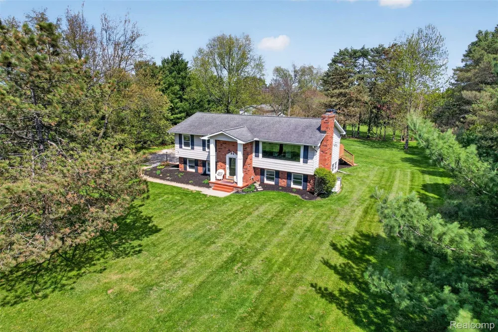 1180 Hurd Road Brandon Charter Township, MI 48462