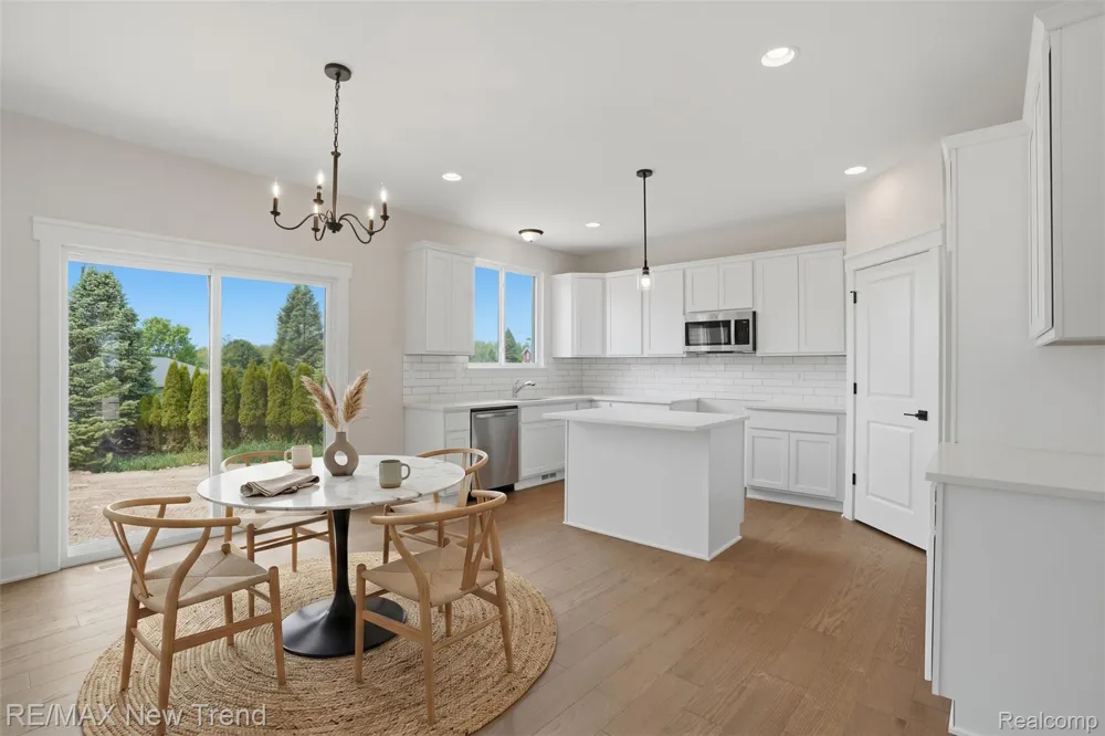 2100 Crested Butte Drive White Lake Charter Township, MI 48383