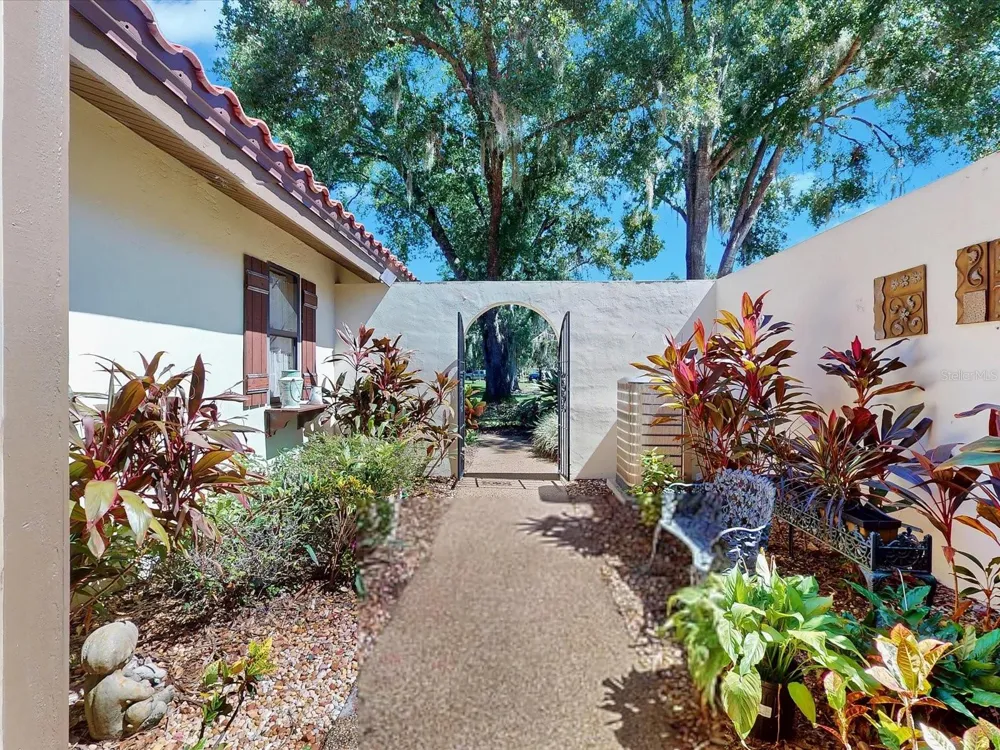 109 COVENTRY LANE Haines City, FL 33844