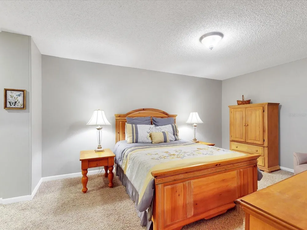 109 COVENTRY LANE Haines City, FL 33844