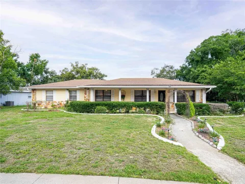 200 S MAIN AVENUE