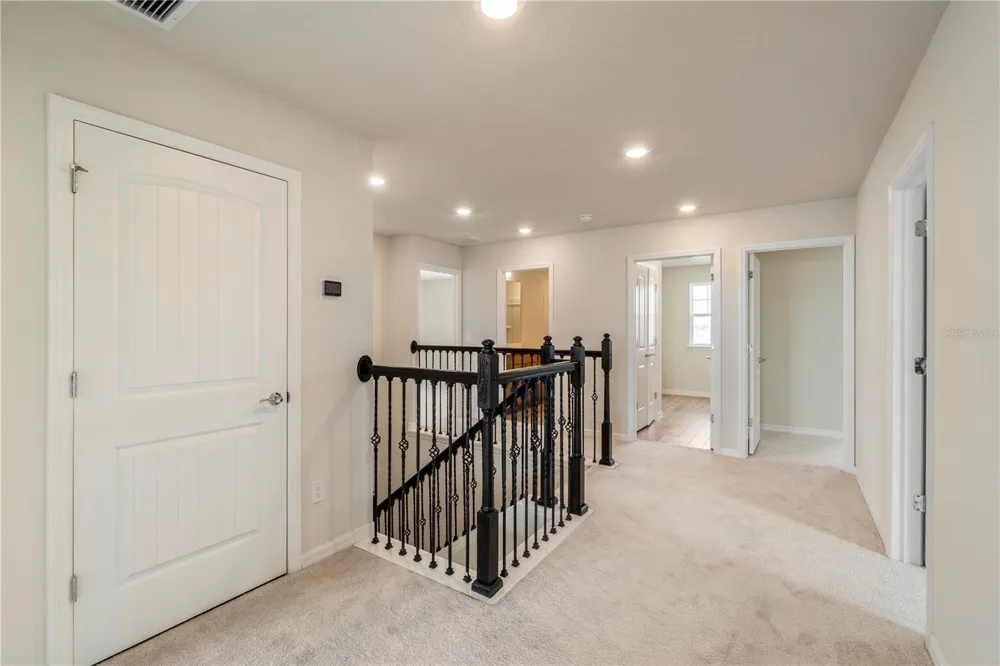 9662 PASSAIC PARKWAY Orlando, FL 32829