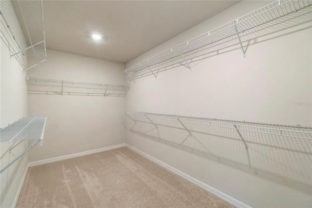 9662 PASSAIC PARKWAY Orlando, FL 32829