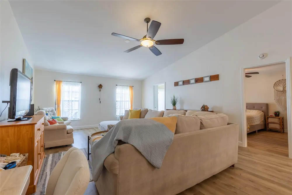 2013 DOVER COURT Oldsmar, FL 34677