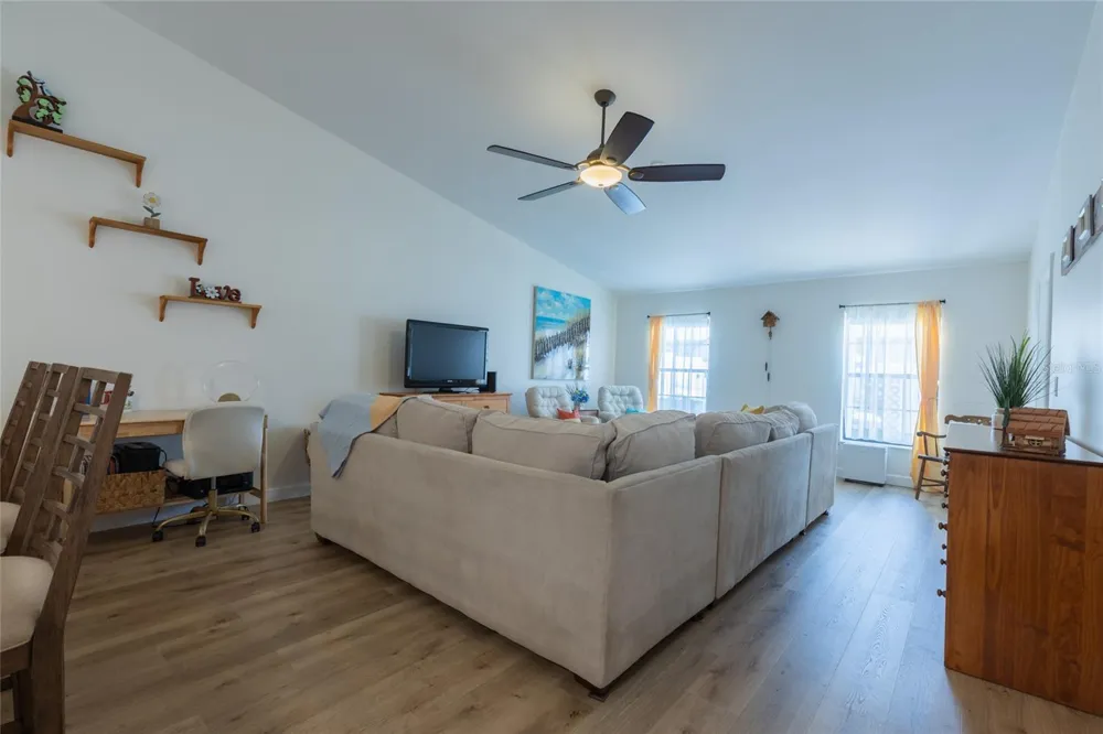 2013 DOVER COURT Oldsmar, FL 34677