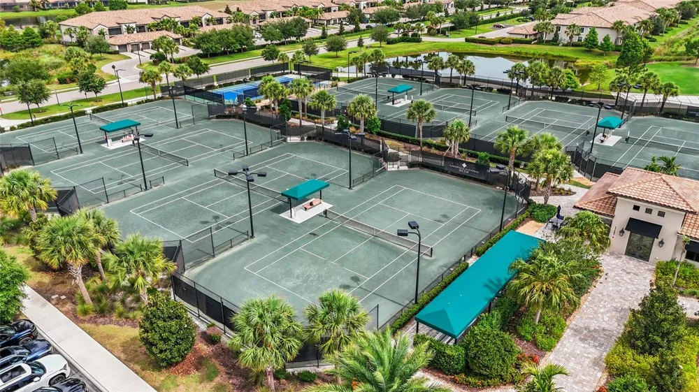 17626 GAWTHROP DRIVE #202 Bradenton, FL 34211