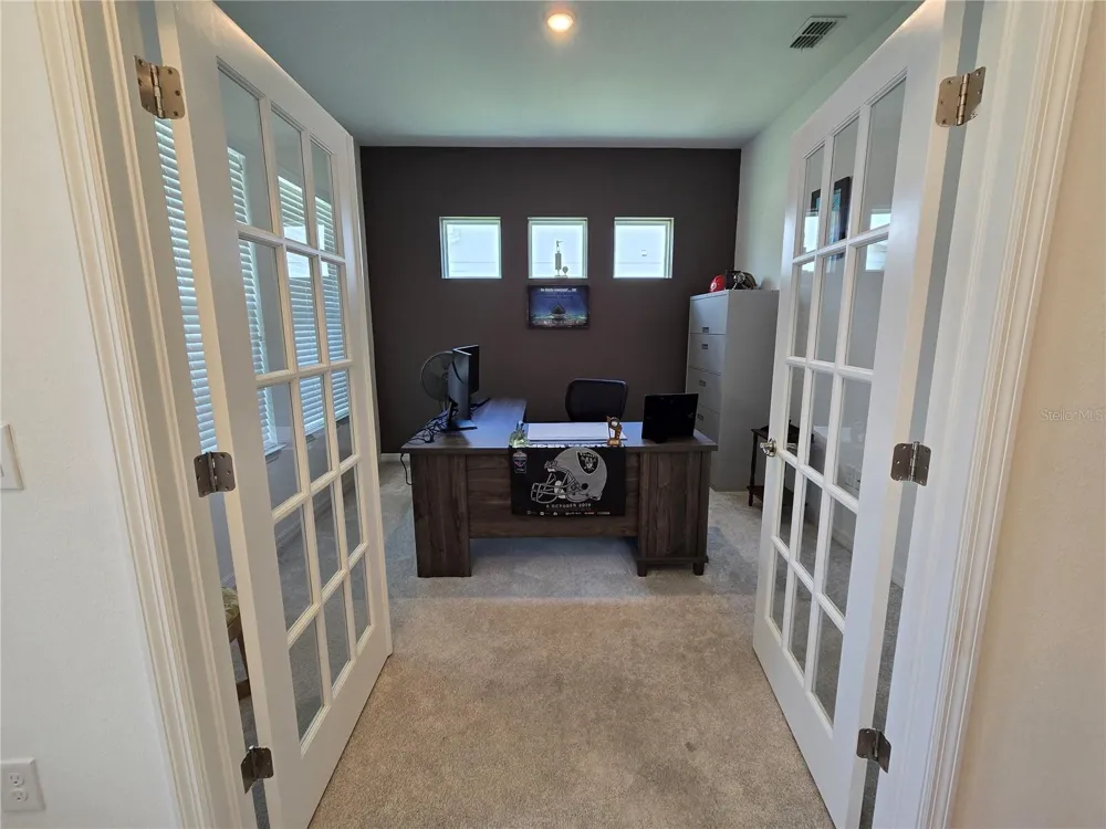 863 W BAYSHORE DRIVE Tarpon Springs, FL 34689