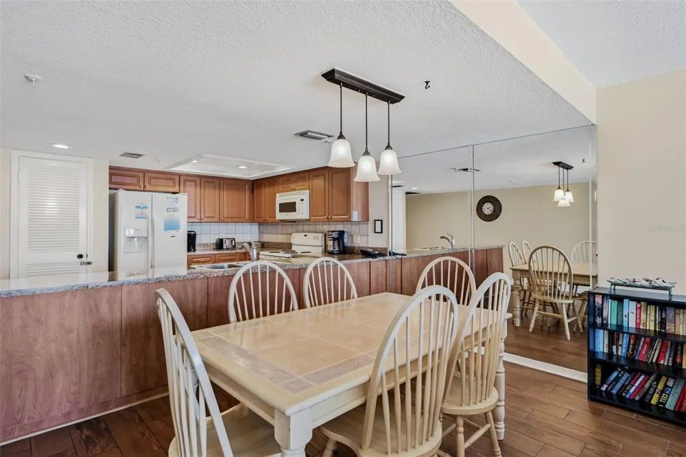 17200 GULF BOULEVARD #202 North Redington Beach, FL 33708