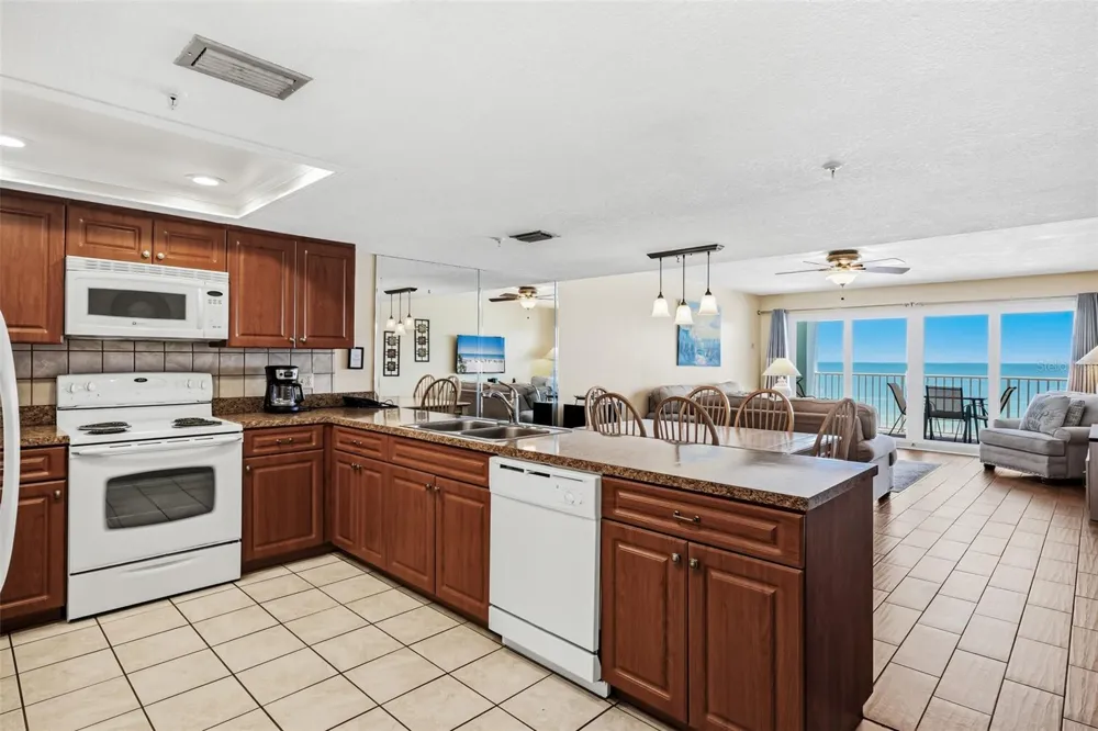 17200 GULF BOULEVARD #202 North Redington Beach, FL 33708