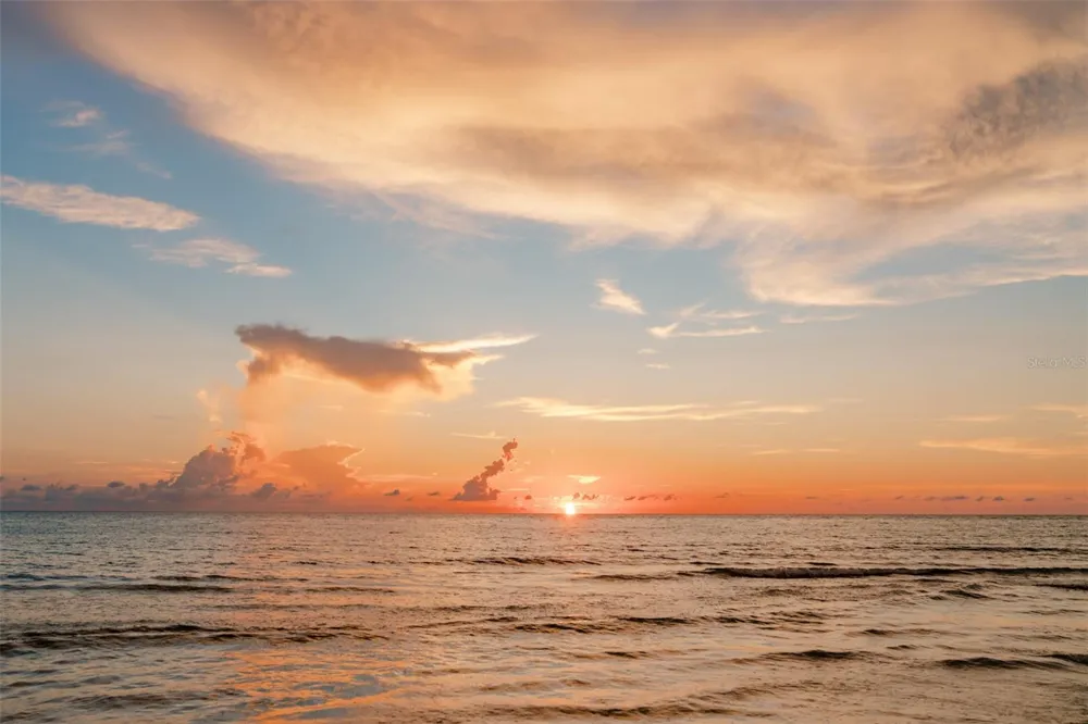 17200 GULF BOULEVARD #202 North Redington Beach, FL 33708