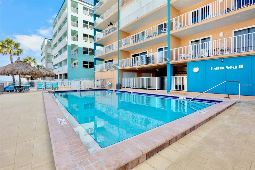 17200 GULF BOULEVARD #202 North Redington Beach, FL 33708