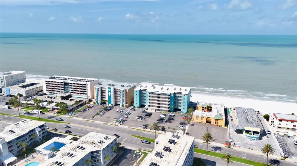 17200 GULF BOULEVARD #202 North Redington Beach, FL 33708
