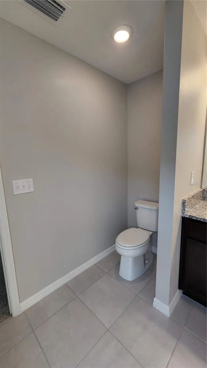 9938 MESIC WOODS AVENUE Seffner, FL 33584