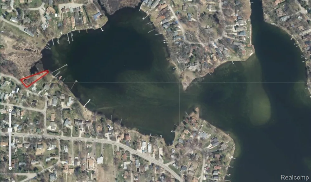 1337 Park Drive White Lake Charter Township, MI 48386