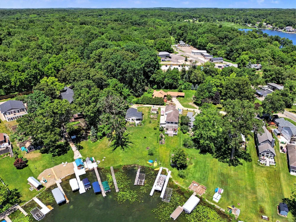 13222 Michigan Avenue Porter Township, MI 49130
