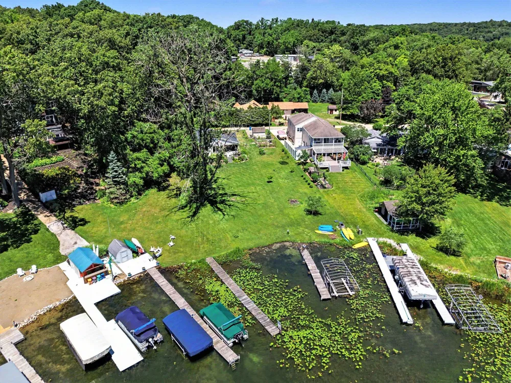13222 Michigan Avenue Porter Township, MI 49130